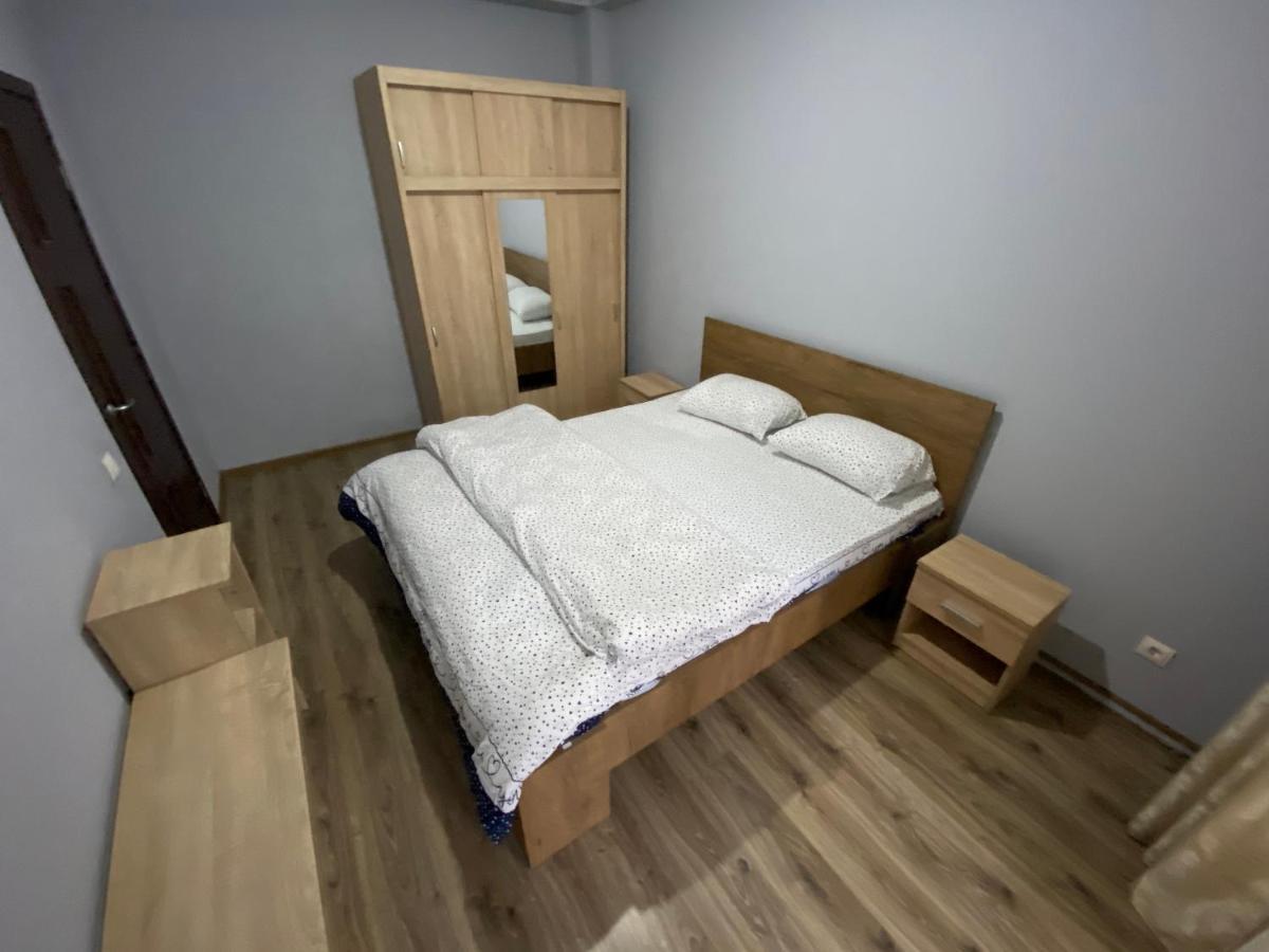 Sky House Central Apartment 키시나우 외부 사진