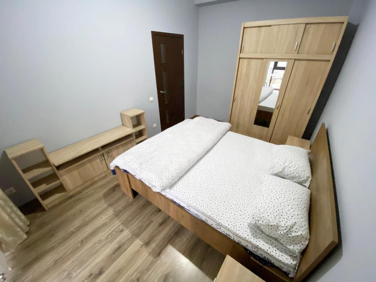Sky House Central Apartment 키시나우 외부 사진
